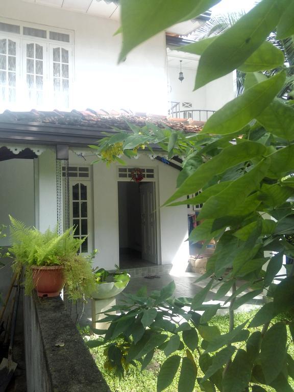 Aegle Residence Negombo Exterior foto